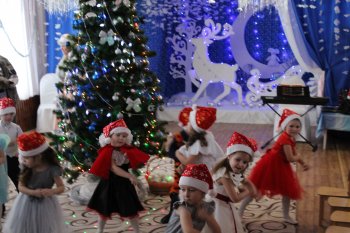Новогодний хоровод