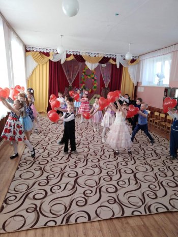 Праздник 8 Марта
